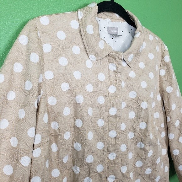 Chico's Womens Biege White Poka Dot Button Up Shacket Size 2/ Size 12/14 - Picture 3 of 13